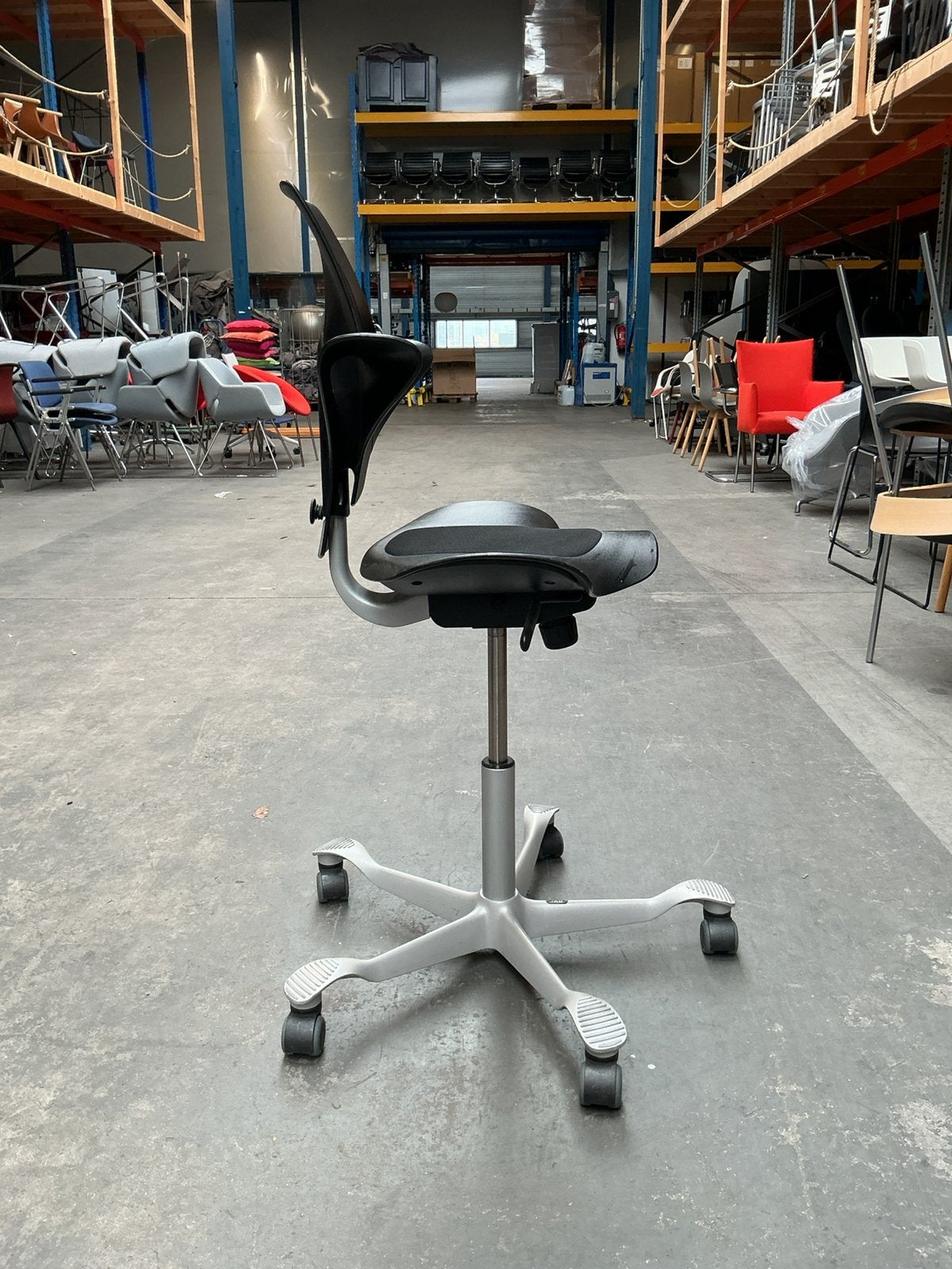 HAG Capisco 8010 Puls Bureaustoel | Zithoogte 47-65 | Zwart, Huis en Inrichting, Bureaustoelen, Gebruikt, -, Zwart, -