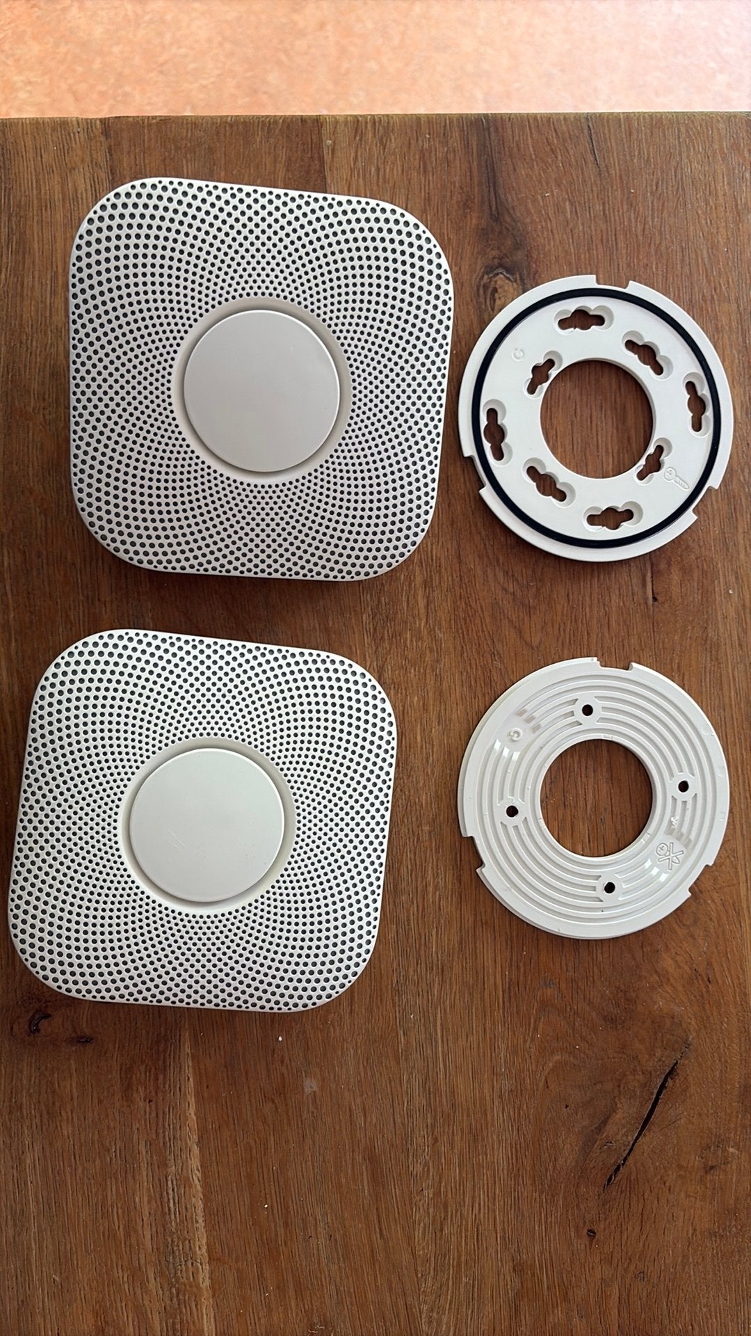 Google Nest slimme koolmonoxide en rookmelder, Ophalen of Verzenden, Gebruikt, Detector, Sensor of Melder, Rook