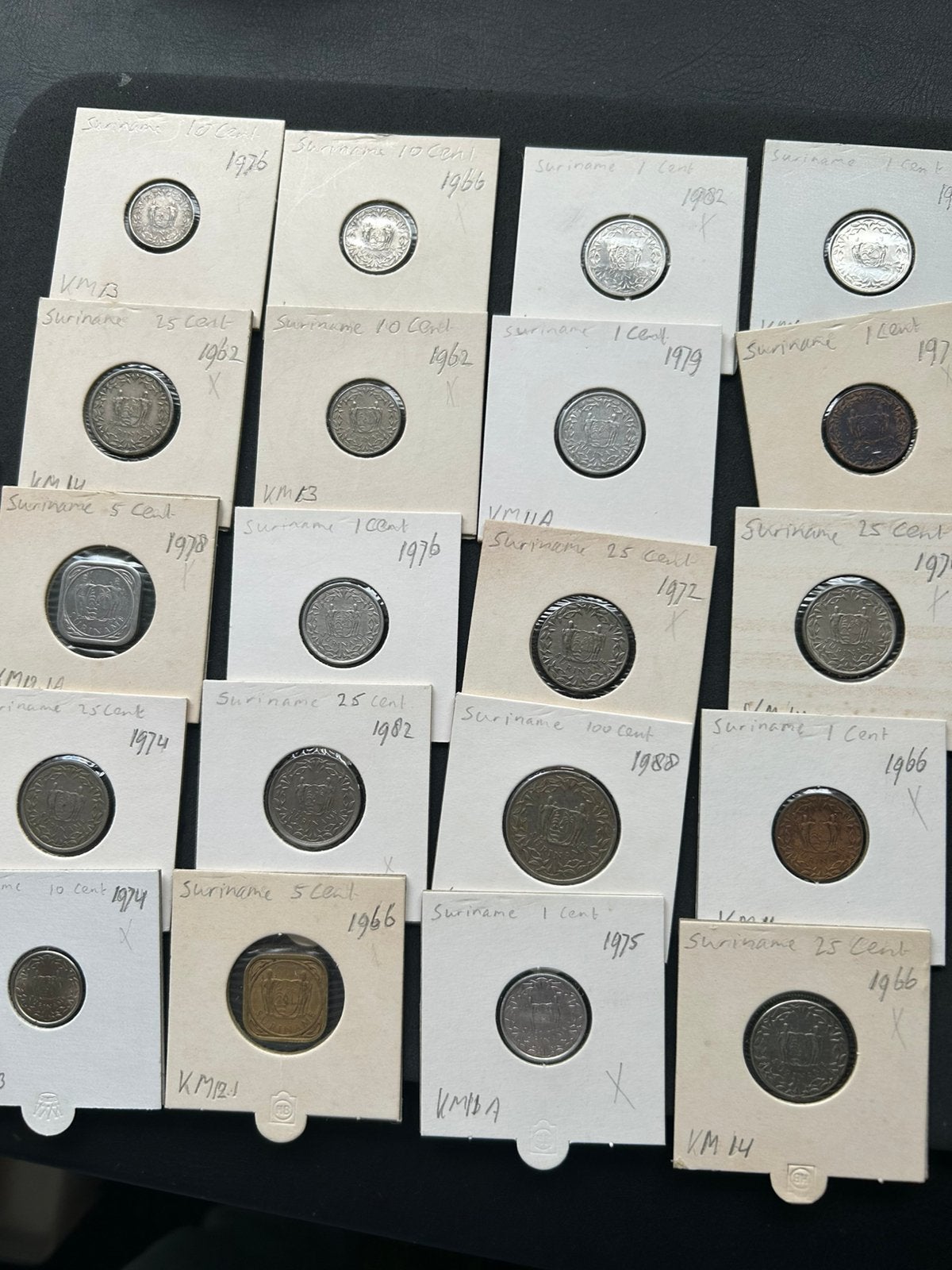 21 Surinaamse munten, Verzenden, Munten