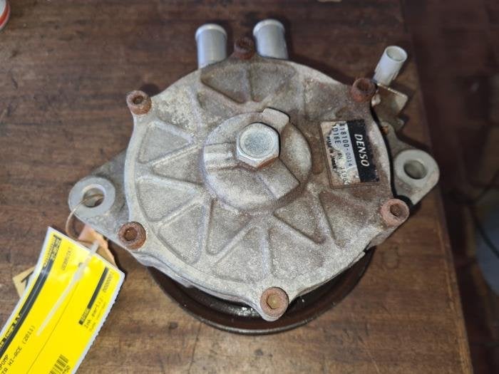 Waterpomp van een Toyota Hiace, Gebruikt, -, -, Toyota