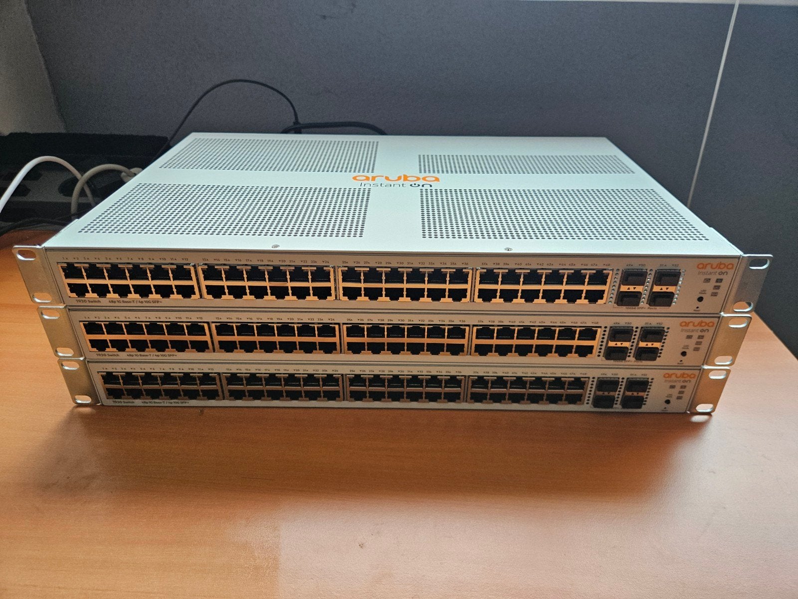 HPE Aruba Instant On 1930 48G 4SFP/SFP+ Switch (JL685A), Ophalen of Verzenden