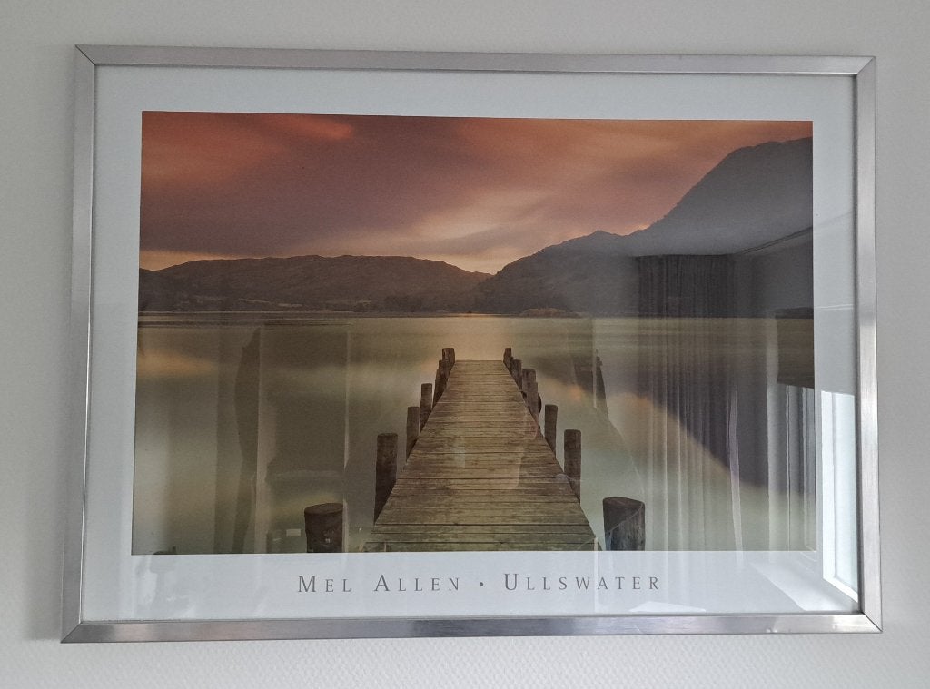 Ikea Schilderij (lijst) brug in water, Huis en Inrichting, Ophalen, Minder dan 50 cm, Zo goed als nieuw, Schilderij