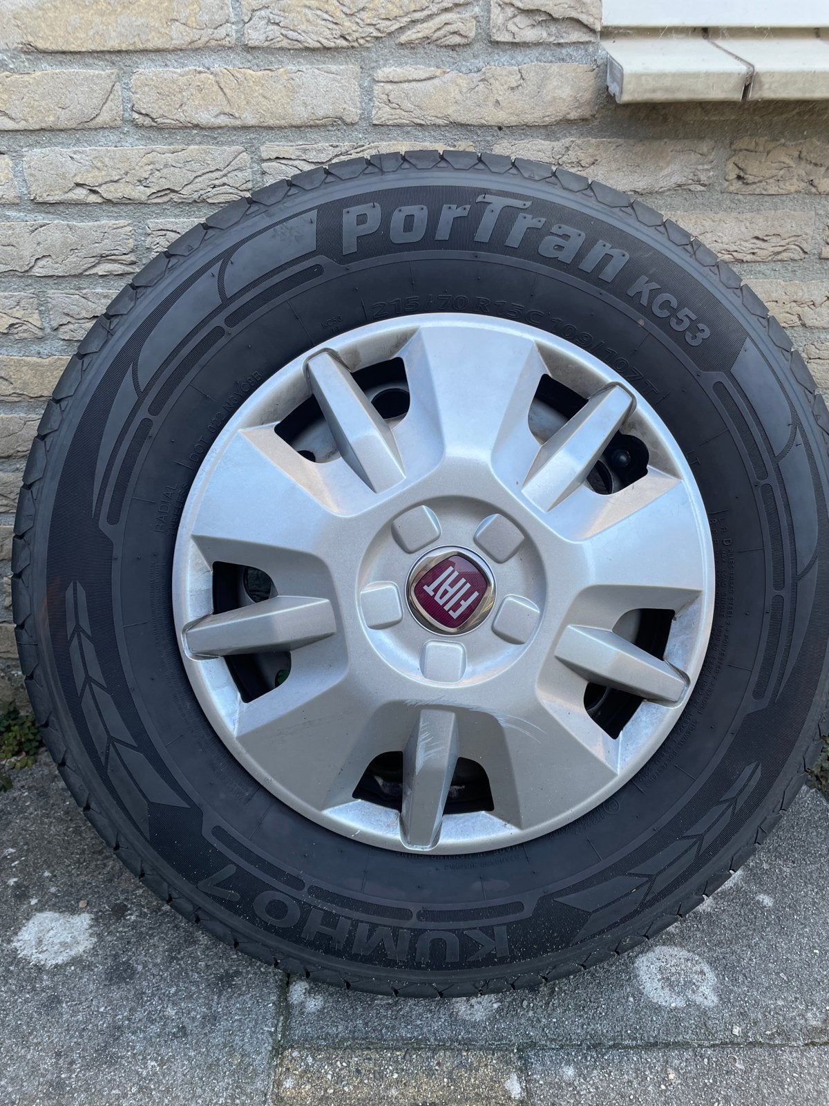 2x Banden en velgen Fiat Ducato 215/70 R15C 109/107 wk 45/24, Caravans en Kamperen, Ophalen, Gebruikt