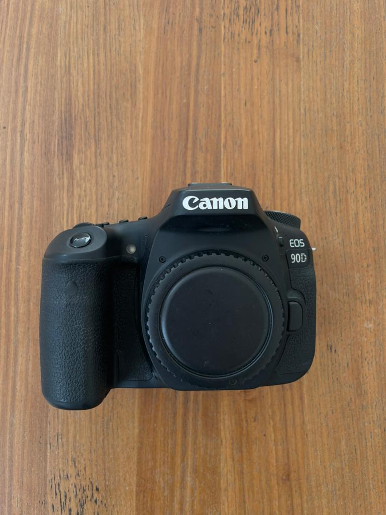 Canon EOS 90D / Nette Staat / Weinig Clicks, Ophalen of Verzenden, Zo goed als nieuw, Canon, Geen optische zoom