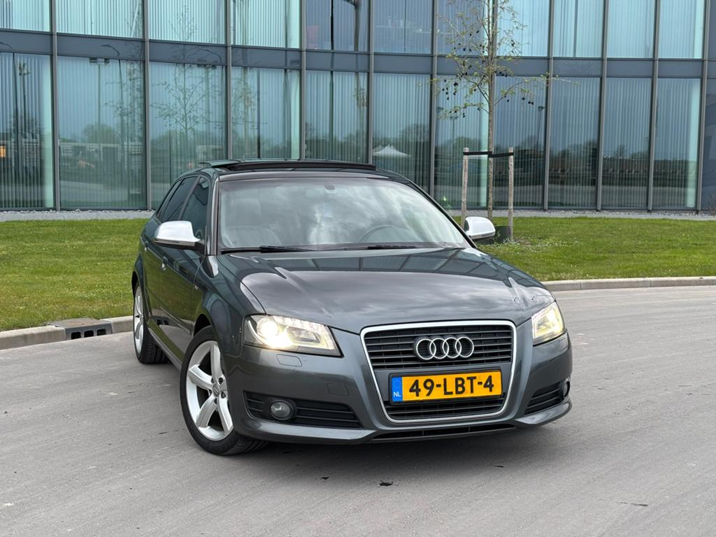 AUDI A3 FULL OPTION 3x S-LINE PANO XENON, Auto's, Voorwielaandrijving, Euro 5, 125 pk, 4 cilinders