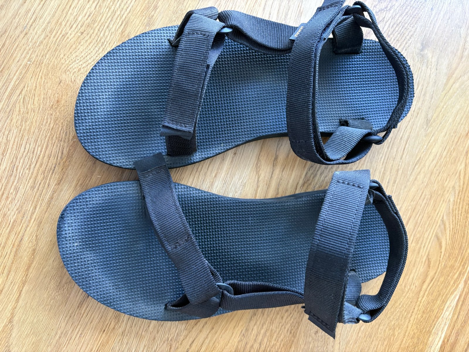 Zwarte Teva sandalen maat 40, Zwart, Zo goed als nieuw, Sandalen of Muiltjes, Ophalen of Verzenden