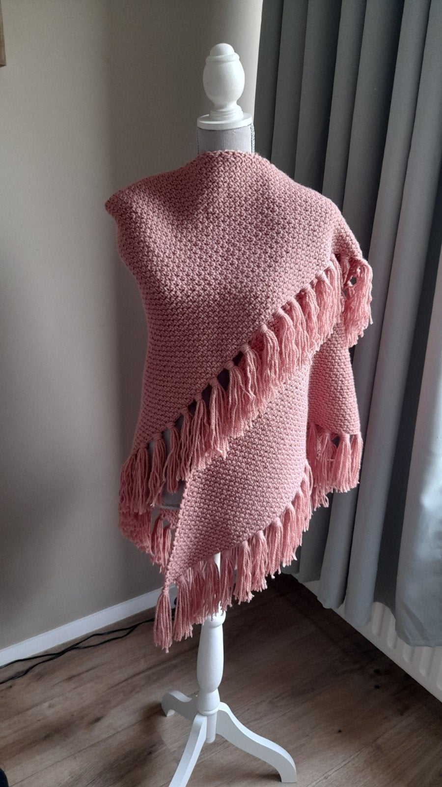 grote gehaakte omslagdoek, Ophalen of Verzenden, Nieuw, Maat 46/48 (XL) of groter, Sjaal