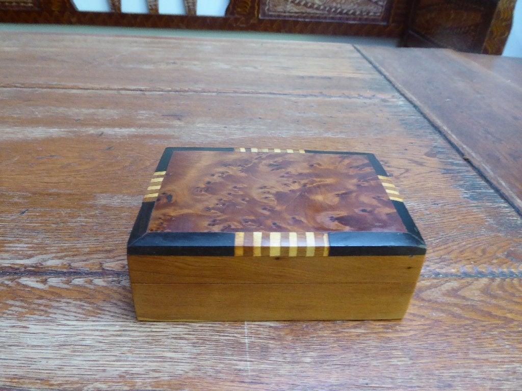 Vintage houten doosje met thuya hout, Ophalen of Verzenden