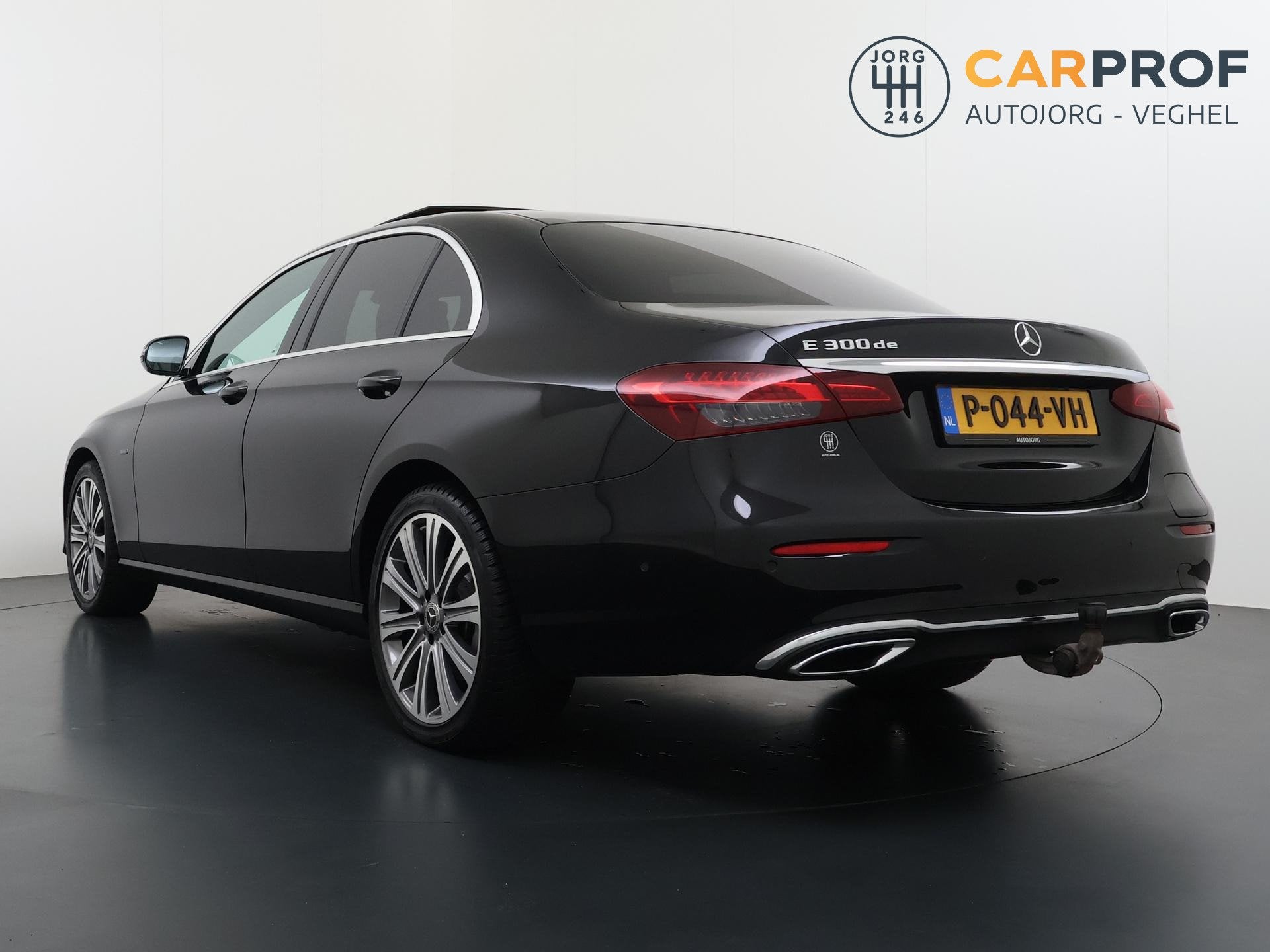 Mercedes-Benz E-klasse 300 de AMG Line Trekhaak | Pano | Led, Auto's, Gebruikt, 4 cilinders, 241 €/maand, 1960 kg