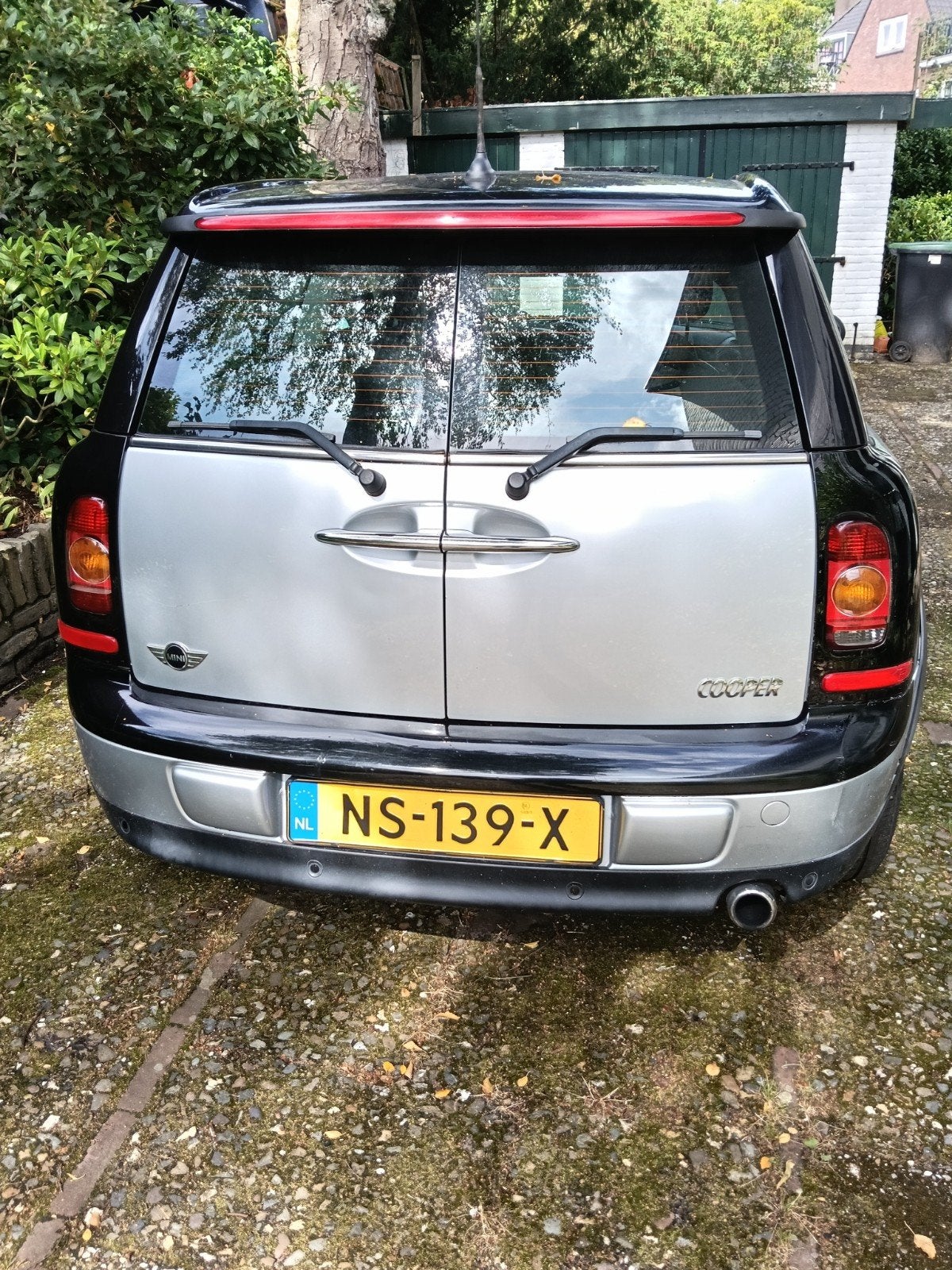Goed onderhouden Mini Clubman 1.6 16V Cooper 88KW 2008 Grijs, Auto's, Voorwielaandrijving, Stof, 4 cilinders, 49 €/maand