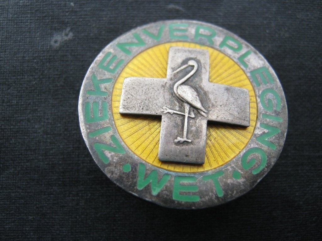 Speld Wet Ziekenverpleging m. Ooievaar Zilver., Verzenden