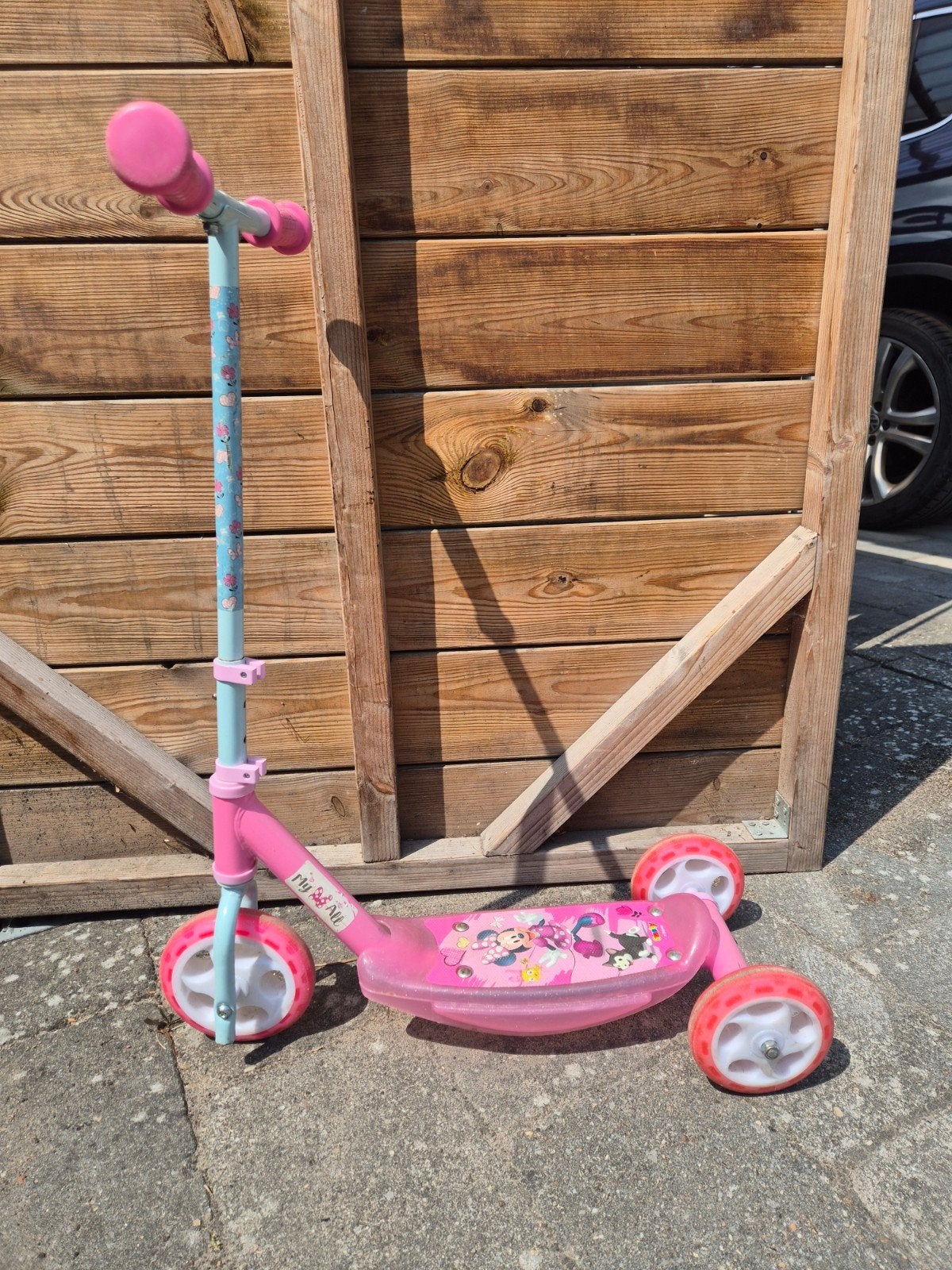 Minni mouse stepje, Kinderen en Baby's, Speelgoed | Buiten | Voertuigen en Loopfietsen, Ophalen, Gebruikt, Overige typen