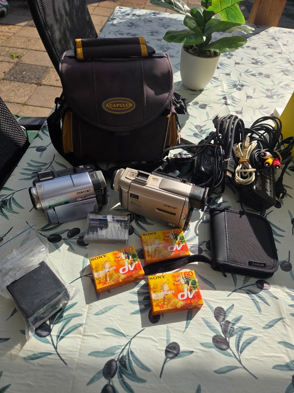 Sony camera's met toebehoren, Audio, Tv en Foto, Videocamera's Digitaal, Gebruikt, 20x of meer, Ophalen of Verzenden, Sony