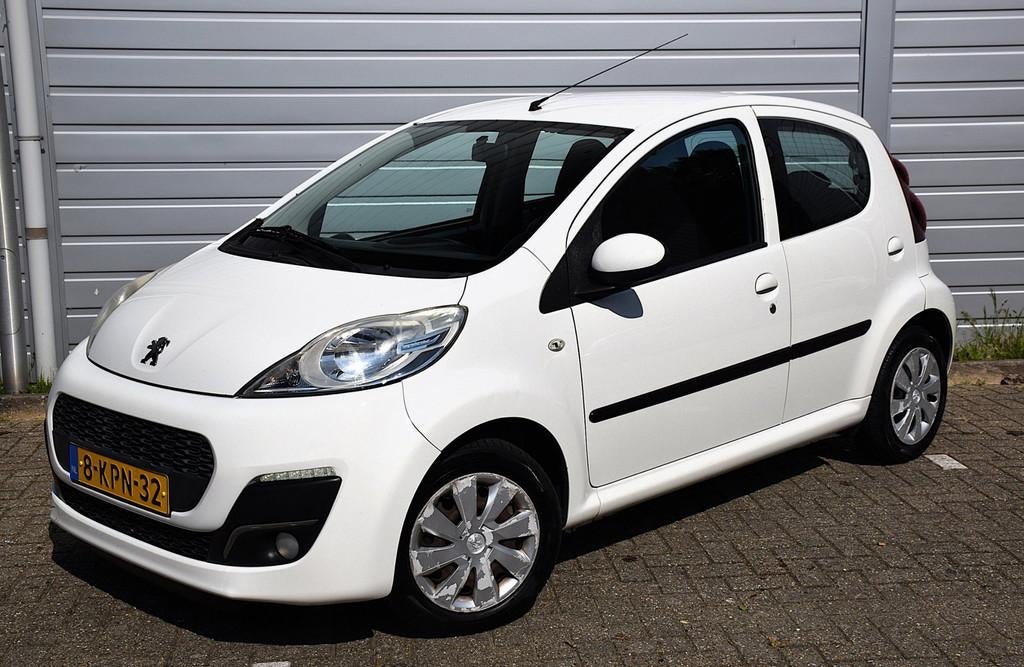Peugeot 107 1.0 Active*3e eigenaar*2013*146Dkm*Airco*5Deurs*, Voorwielaandrijving, Euro 5, Gebruikt, 4 stoelen