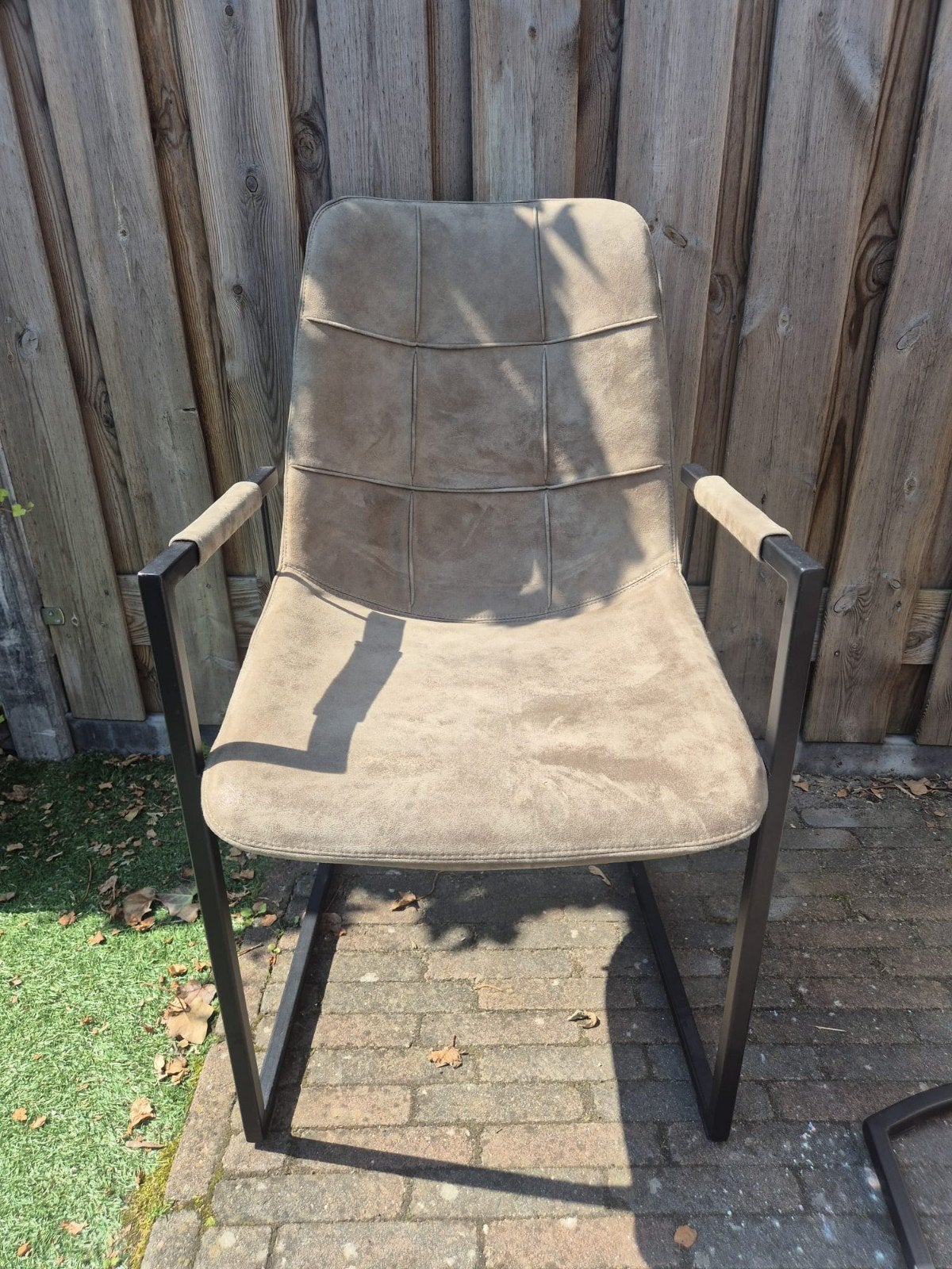 3 Comfortabele eetkamerstoelen met armleuningen, Huis en Inrichting, Stoelen, Ophalen, Gebruikt, Overige kleuren, Stof
