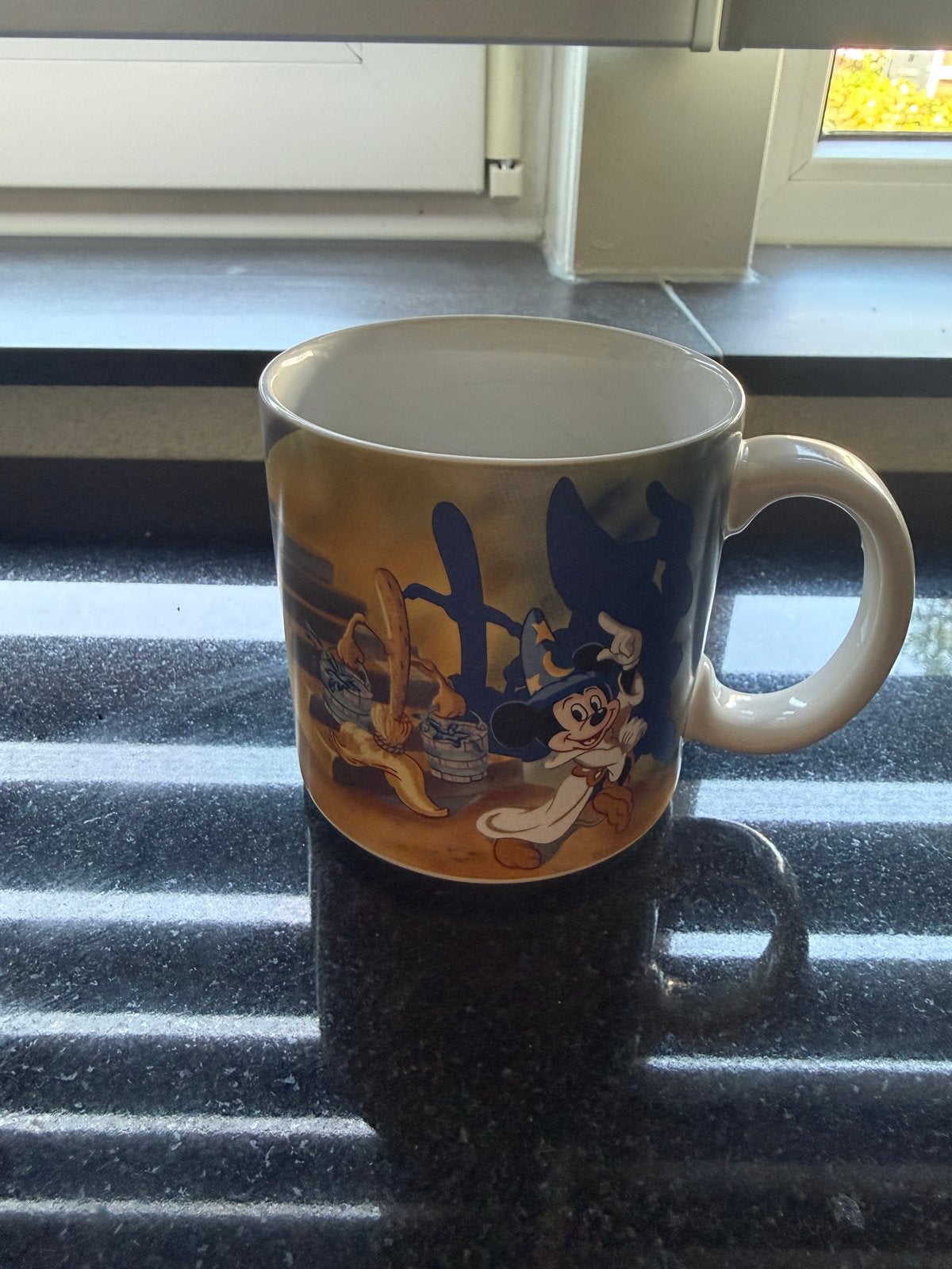 Set van 7 Disney mokken - diverse figuren, Verzamelen, Disney, Gebruikt, Servies, Pocahontas of Kl. Zeemeermin, Ophalen