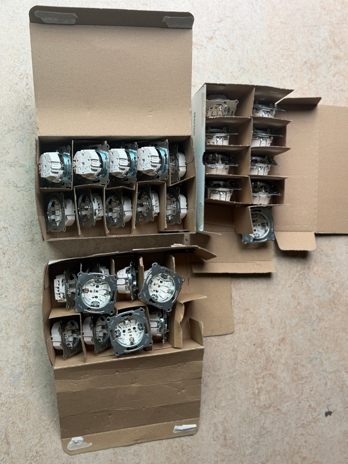 Schneider Electric Merten MTN3116-0000 wandcontactdozen, Ophalen, Nieuw, Schneider Electric, Schakelaar