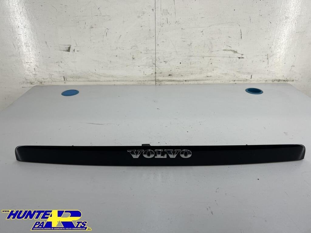 Handgreep achterklep zwart 452 Volvo V50 ('04-'12) 39857878, Auto-onderdelen, Gebruikt, Ophalen of Verzenden, Volvo