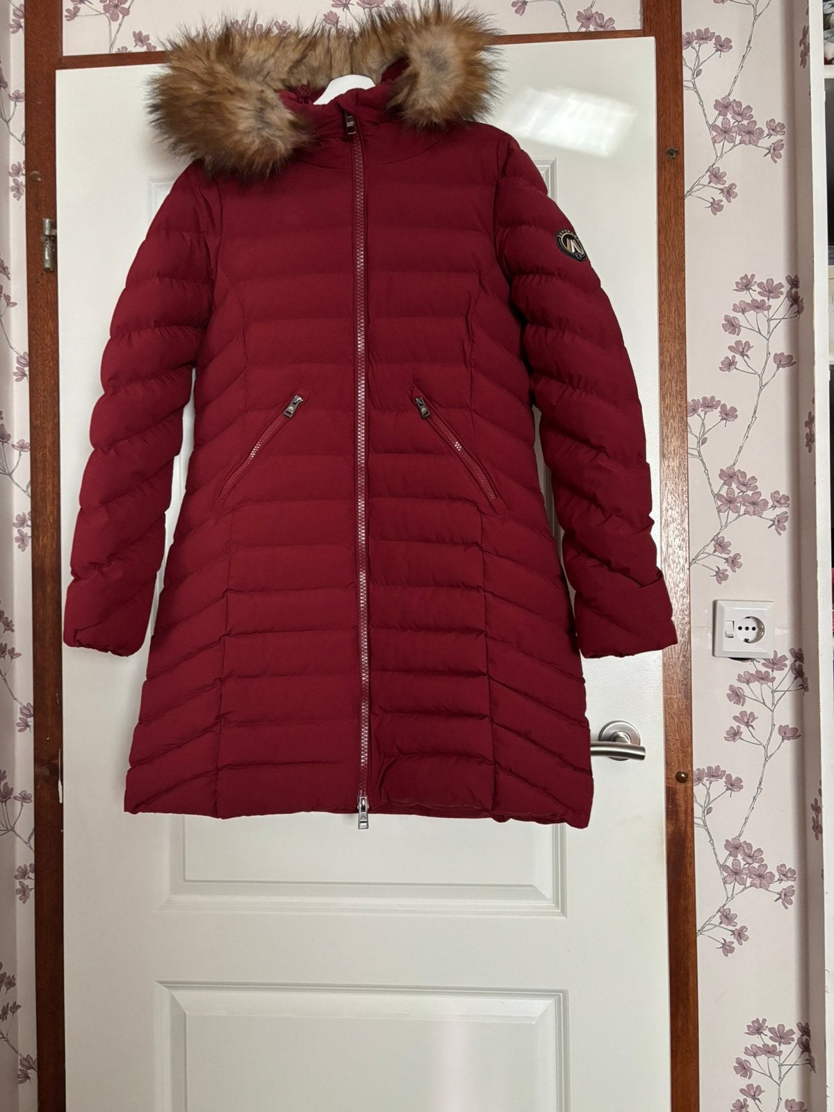 Superdry gewatteerde lange jas nieuw!, Ophalen of Verzenden, Nieuw, Maat 38/40 (M), Rood
