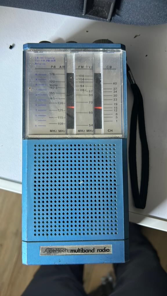 Supertech Multiband Radio - Vintage Draagbare Ontvanger, Ophalen of Verzenden, Gebruikt, Radio