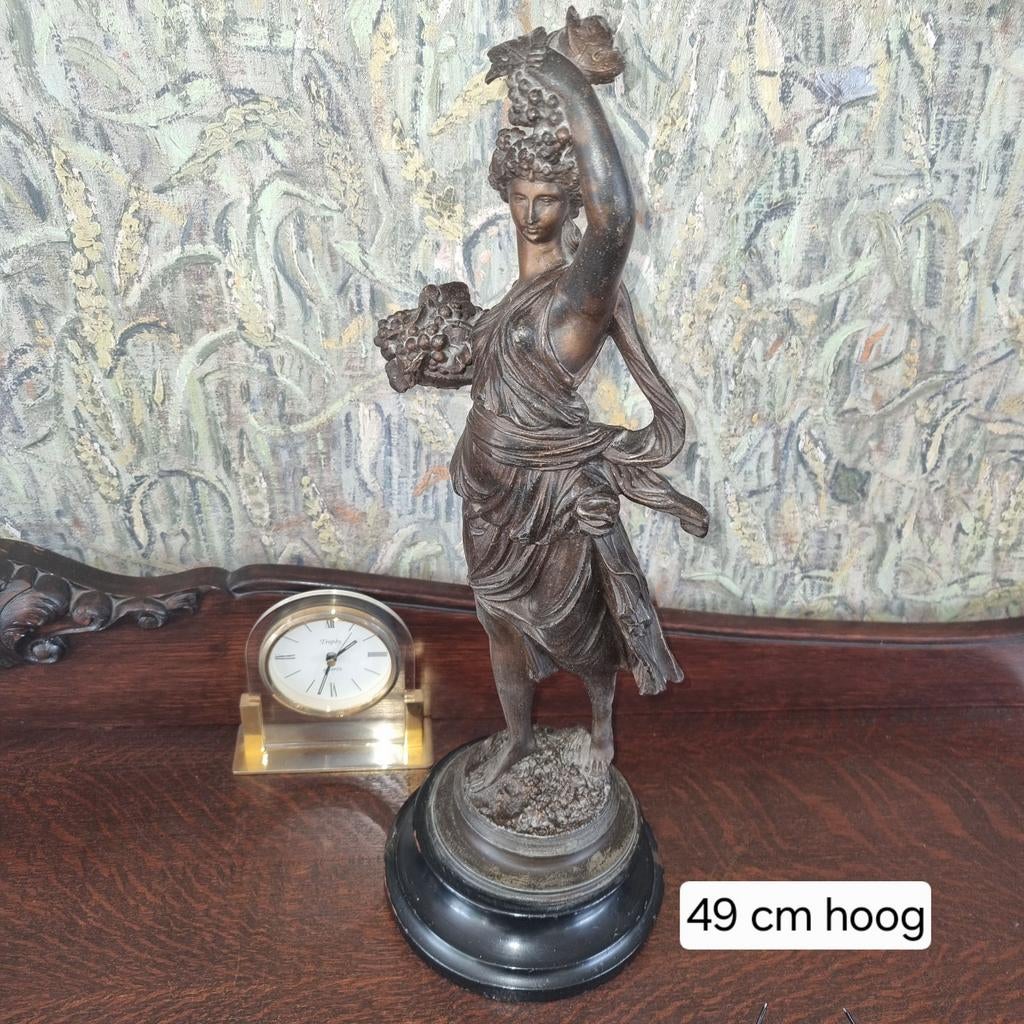 Bronzen beeld van de godin Demeter, 49 cm hoog, Ophalen of Verzenden, 20 - 50 cm, Beeld, Bruin