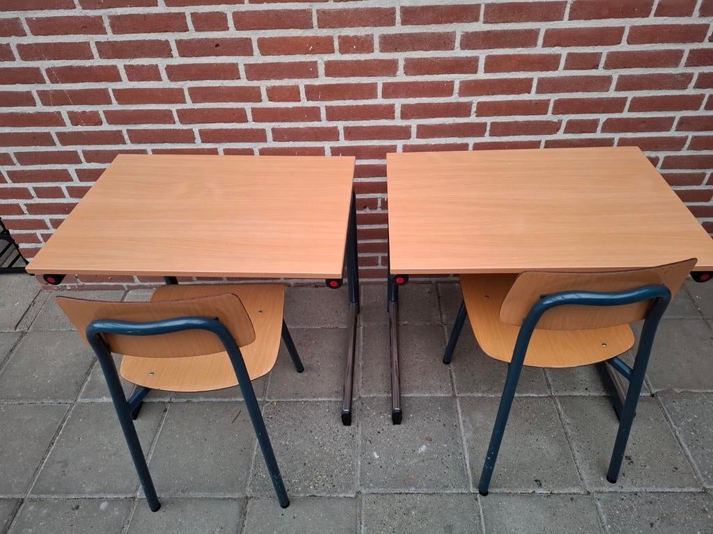 Schooltafel met stoel, Ophalen