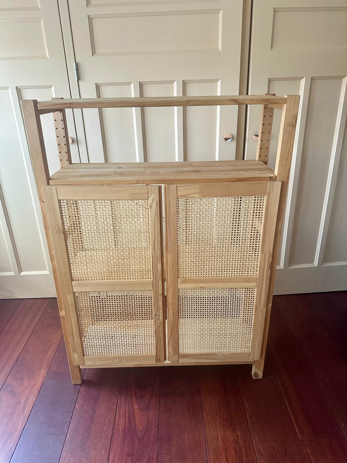 Ikea ivar stellingkast met rotan deurtjes, 100 tot 150 cm, 50 tot 100 cm, Grenenhout, 25 tot 50 cm