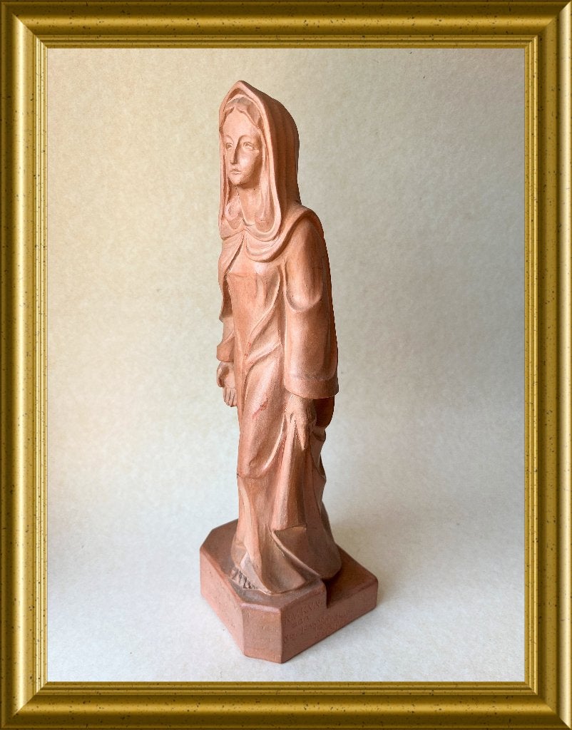 Gesigneerd terracotta Maria beeld : OLV ter visitatie, Ophalen of Verzenden