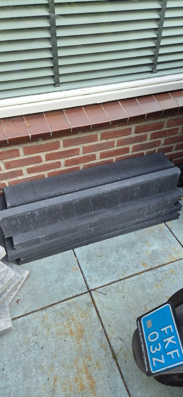 Gratis af te halen: Sluitbanden 5x20x100 11 stuks, Ophalen, Nieuw, Beton, Rechthoekig