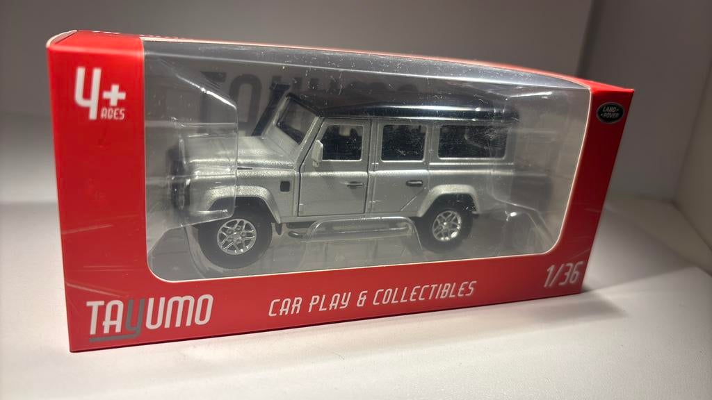 Land rover defender 110 silver tayumo 1.36, Hobby en Vrije tijd, Modelauto's | 1:32, Zo goed als nieuw, Auto, Overige merken, Ophalen of Verzenden