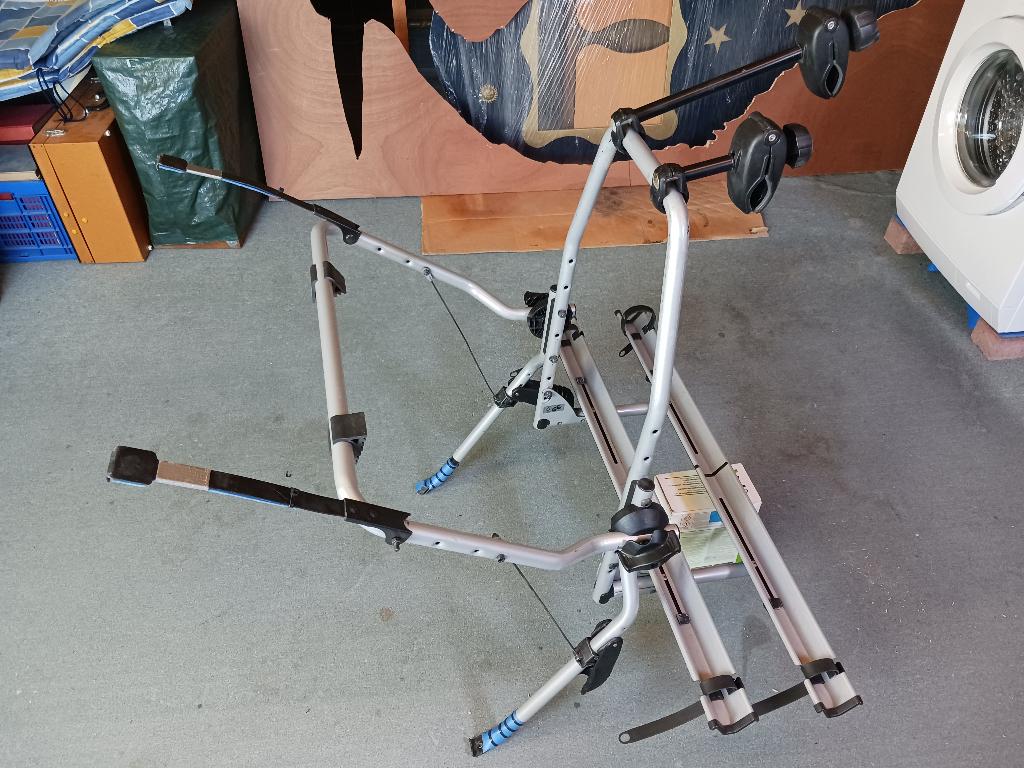 Thule ClipOn 9105-9106 fietsendrager, Auto diversen, Fietsendragers, Ophalen, 2 fietsen, Zo goed als nieuw, Achterklepdrager