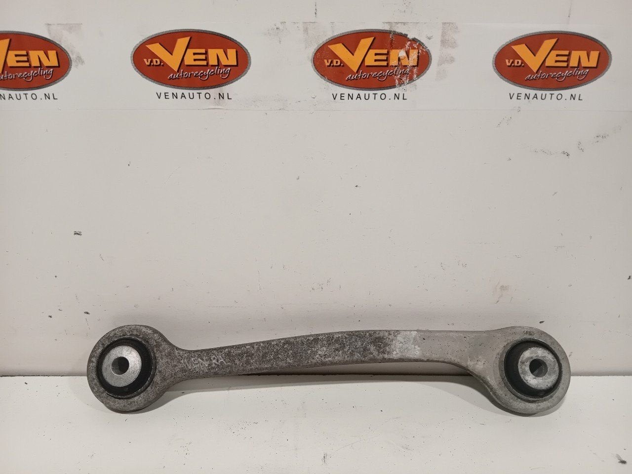 Draagarm links achter Mercedes-Benz S-Klasse, Onderdelen@venauto.nl, Van der Ven Autorecycling B.V., Gebruikt, Ettenseweg 76, 4706 PB Roosendaal, The Netherlands