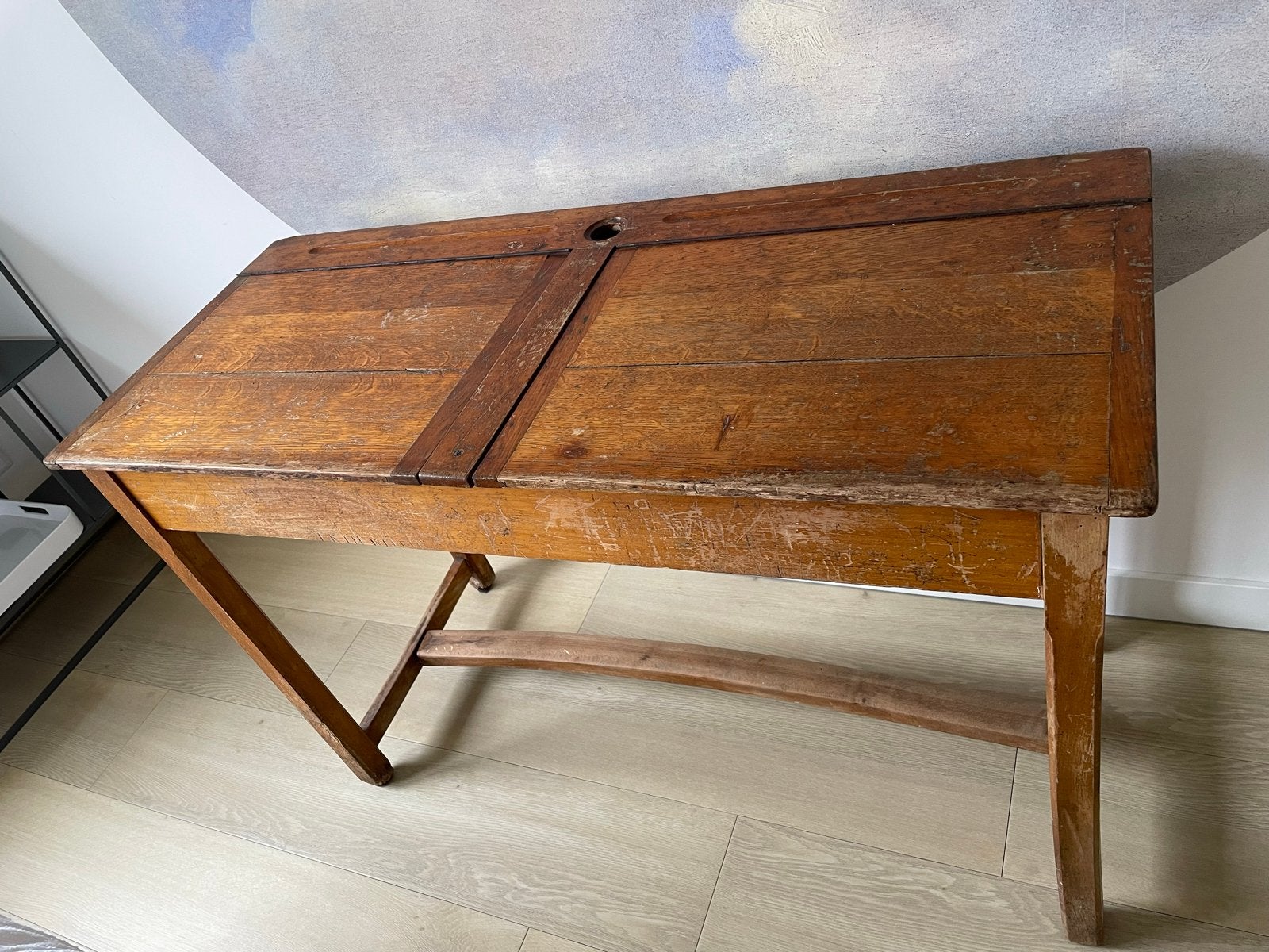 Mooi vintage schoolbankje/lessenaar - houten bureau, Ophalen