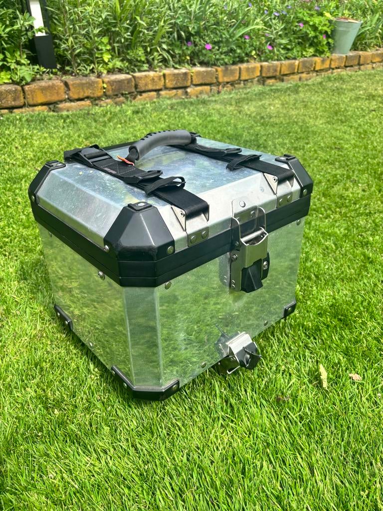 Aluminium topkoffer + bevestigingsrek BMW F800GS / R1200GS, Motoren, Accessoires | Koffers en Tassen, Ophalen of Verzenden, Gebruikt