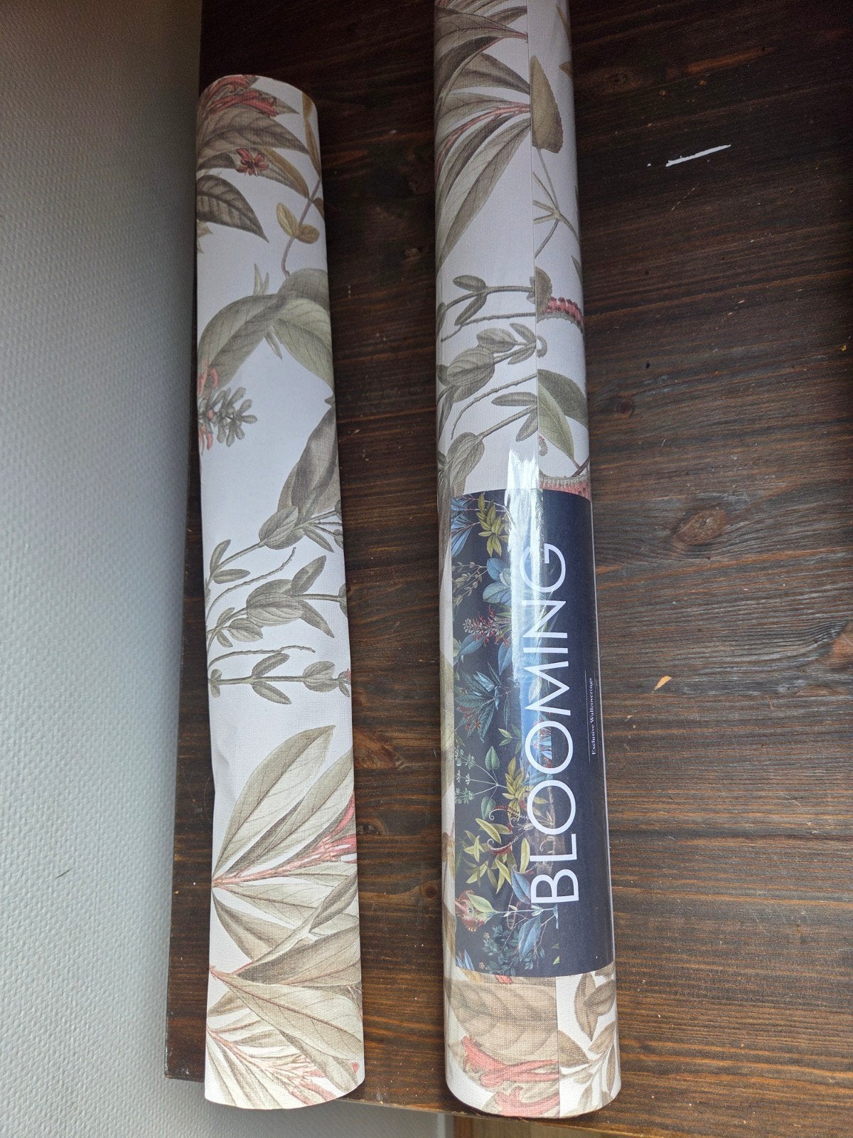 Vliesbehang met Botanisch Patroon - Blooming Collect, Bloemen, Natuurlijk, Overige merken, Groen