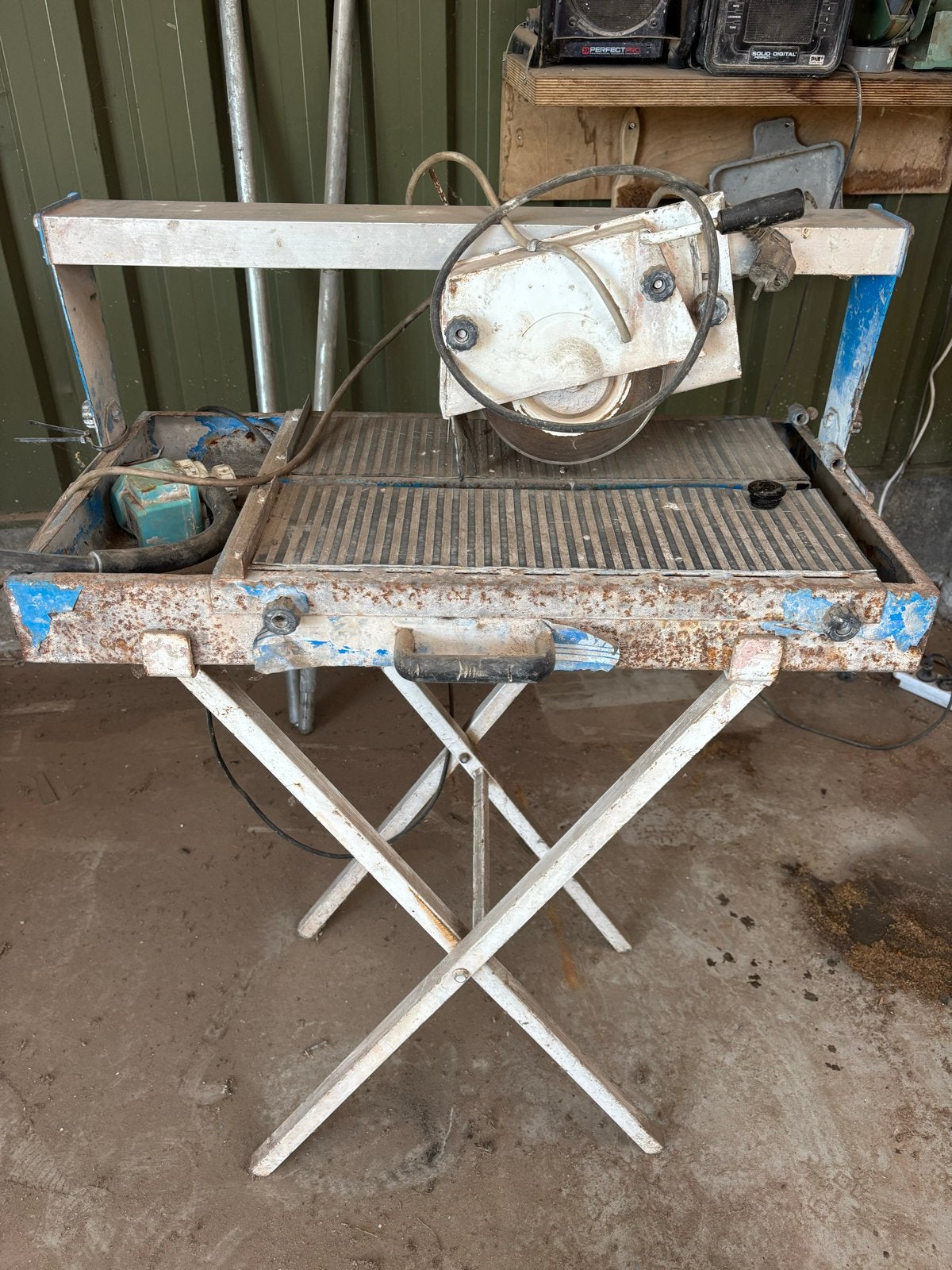 Gebruikte Tegelzaagmachine - Robuust en Krachtig, Doe-het-zelf en Verbouw, Ophalen, Gebruikt, 70 mm of meer, Overige typen