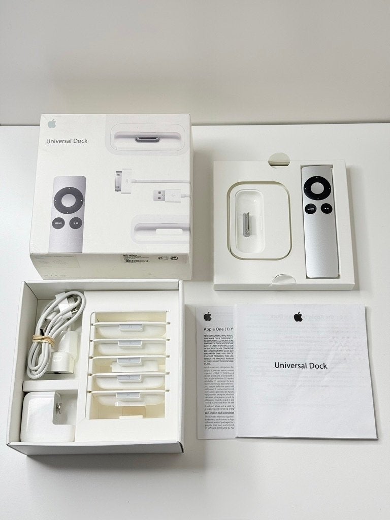 Apple Universal Dock A1371 - Opladen en Synchroniseren, Ophalen of Verzenden, Gebruikt, Dock of Kabel, Classic of Photo