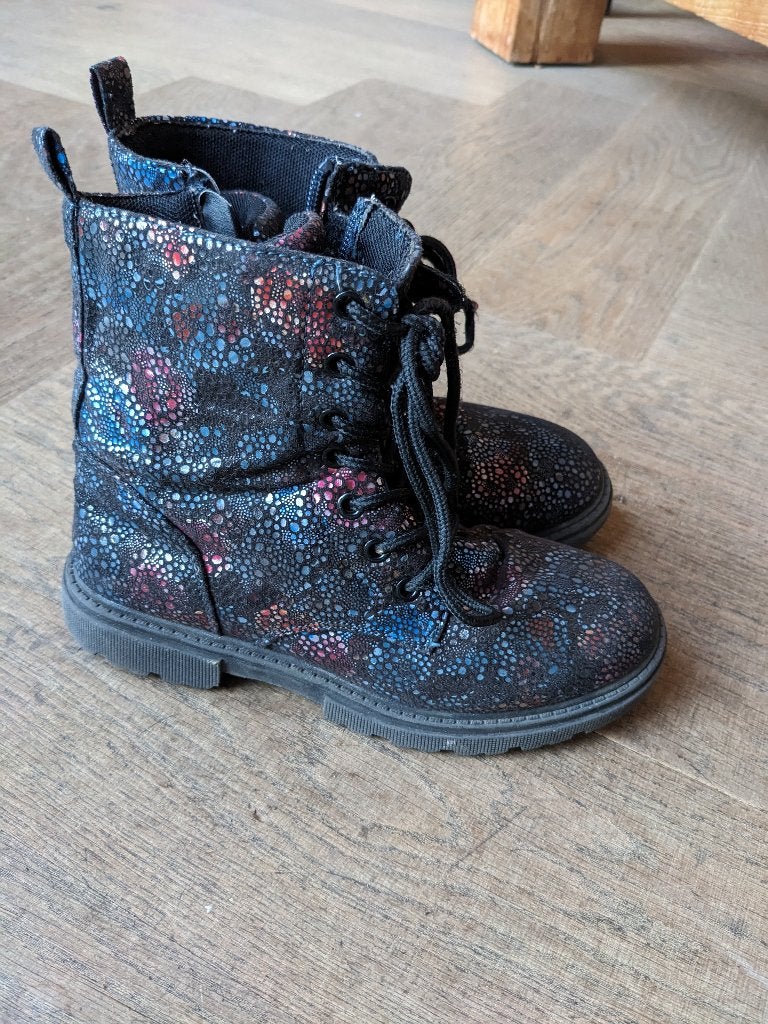 mooie, stoere meisjes boots laarsjes maat 33, Gebruikt, Meisje, Ophalen of Verzenden, Laarzen