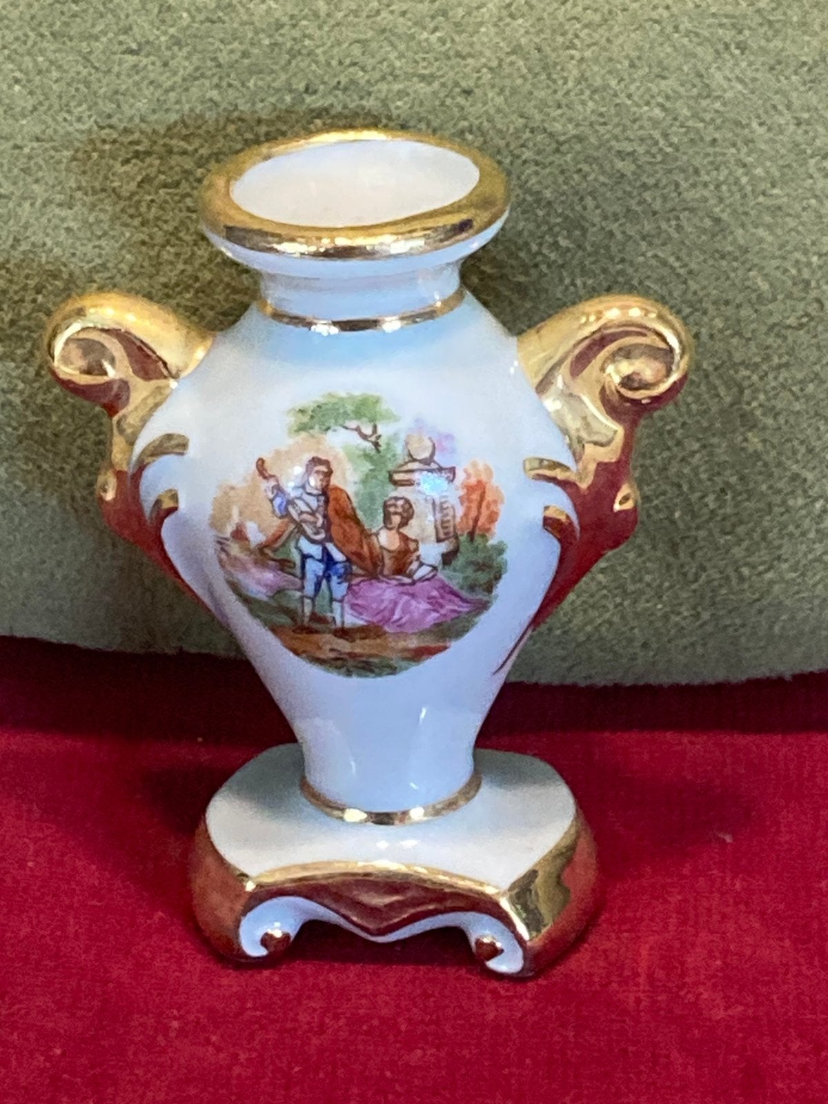 Miniatuur Vaasje Limoges porselein (050725s), Ophalen of Verzenden
