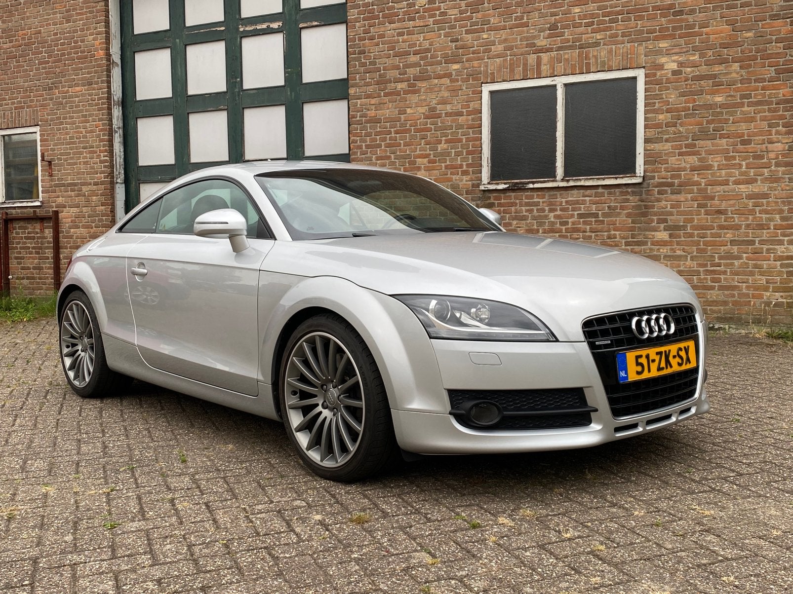 Audi TT 3.2 V6 Coupe Quattro 184KW 2006 Grijs, 1385 kg, TT, 3189 cc, Met garantie (alle)