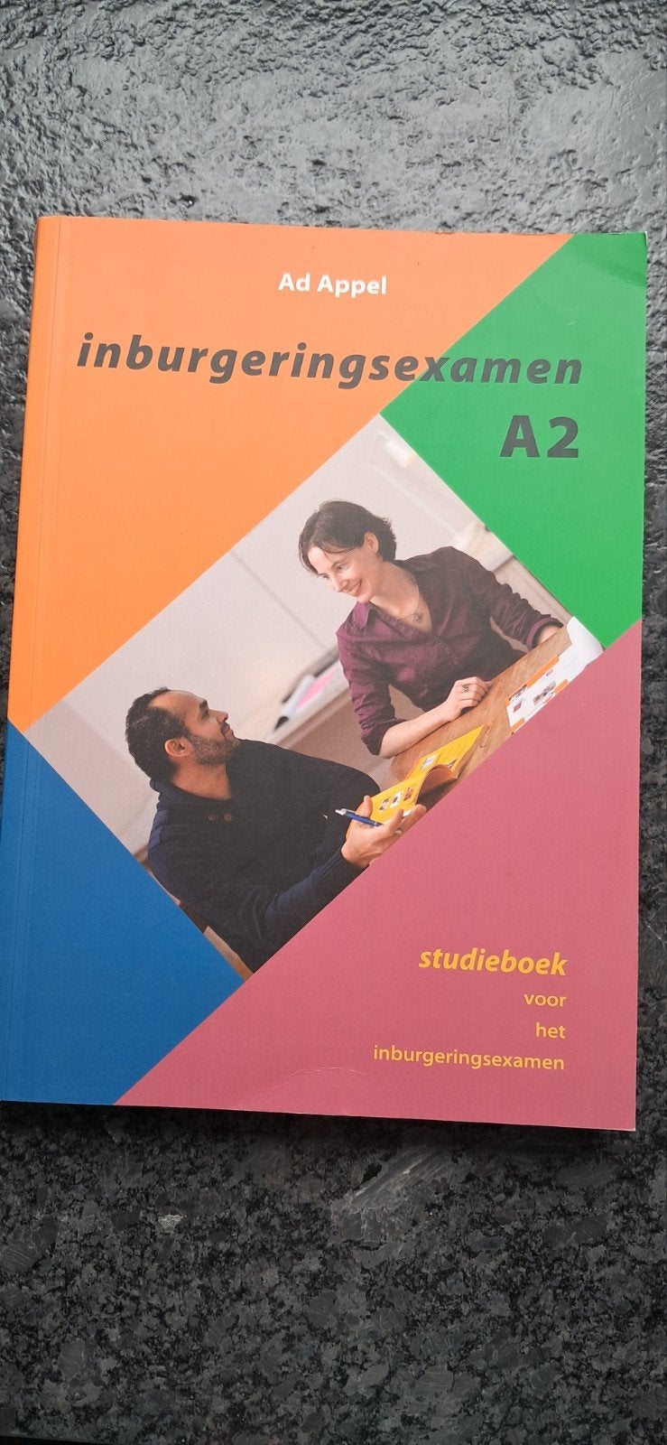 Inburgeringsexamen A2 Studieboek - Ad Appel, Boeken, Ad Appel, Ophalen of Verzenden, Zo goed als nieuw, Alpha