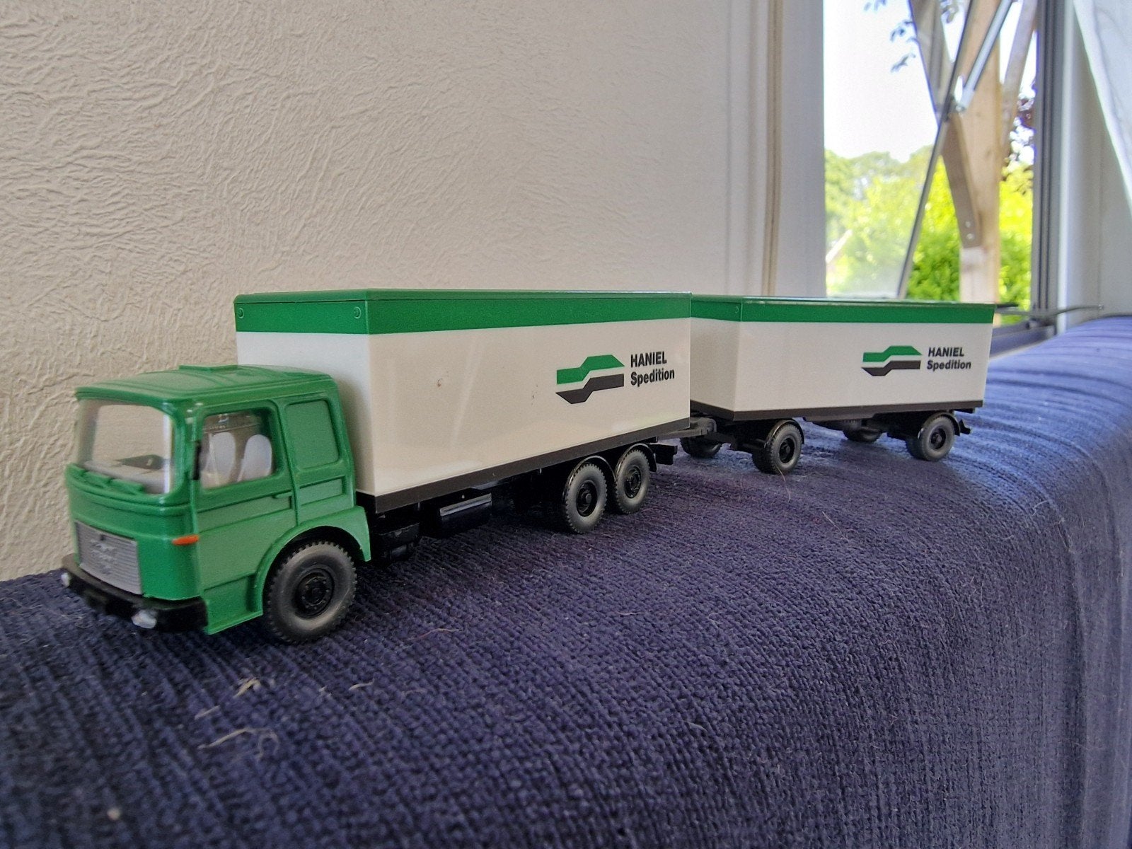 Modelvrachtwagen Haniel Spedition met aanhanger, Overige merken, 1:50 of kleiner, Ophalen of Verzenden, Zo goed als nieuw