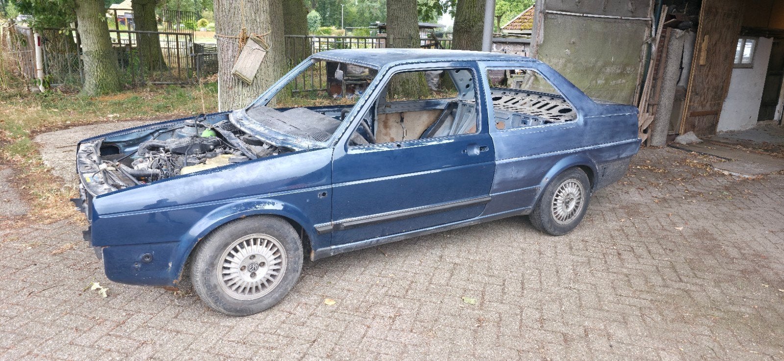 Volkswagen Jetta MK2 coupe 1985 en Volkswagen Jetta MK2 1990, Voorwielaandrijving, Stof, 4 cilinders, Blauw