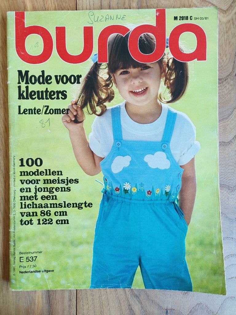 Burda Mode voor kleuters E537, Hobby en Vrije tijd, Kledingpatronen, Ophalen of Verzenden, Zo goed als nieuw, Kind, Burda