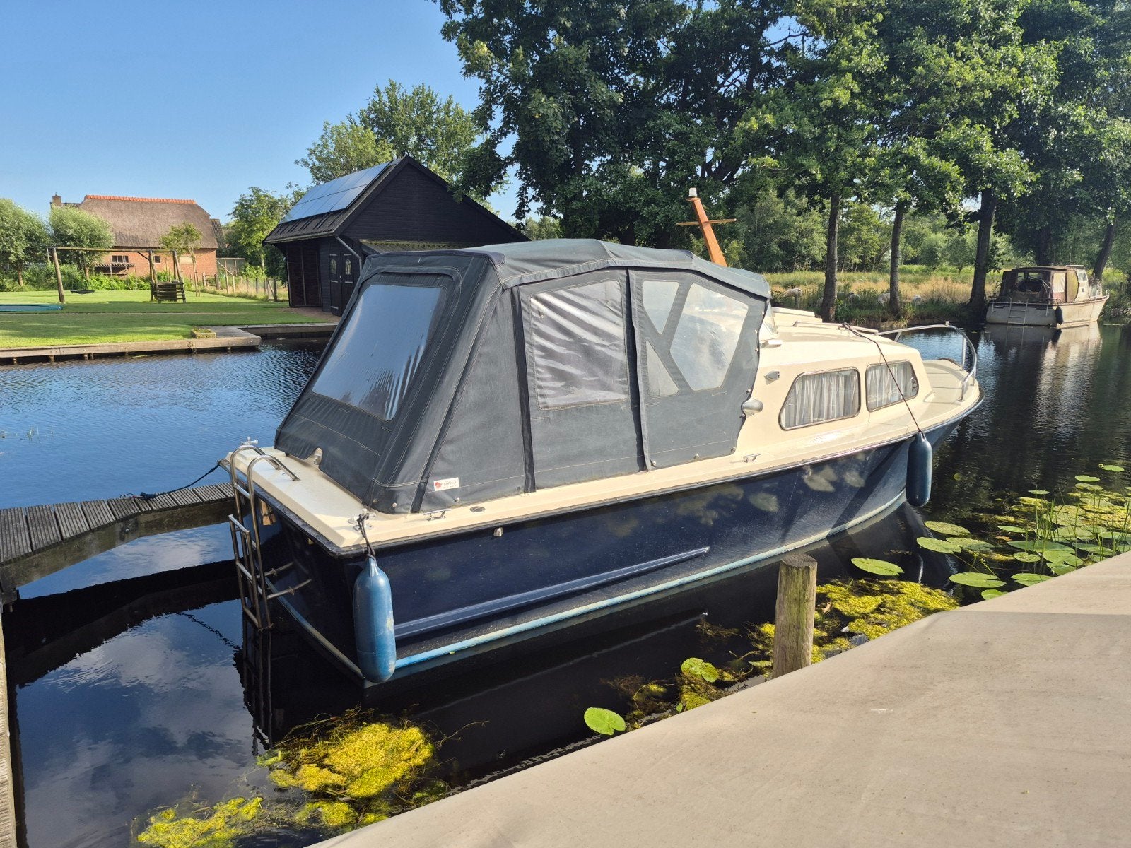 Te koop nette  Waterland 700, Ophalen, Koelkast, Gebruikt, Diesel
