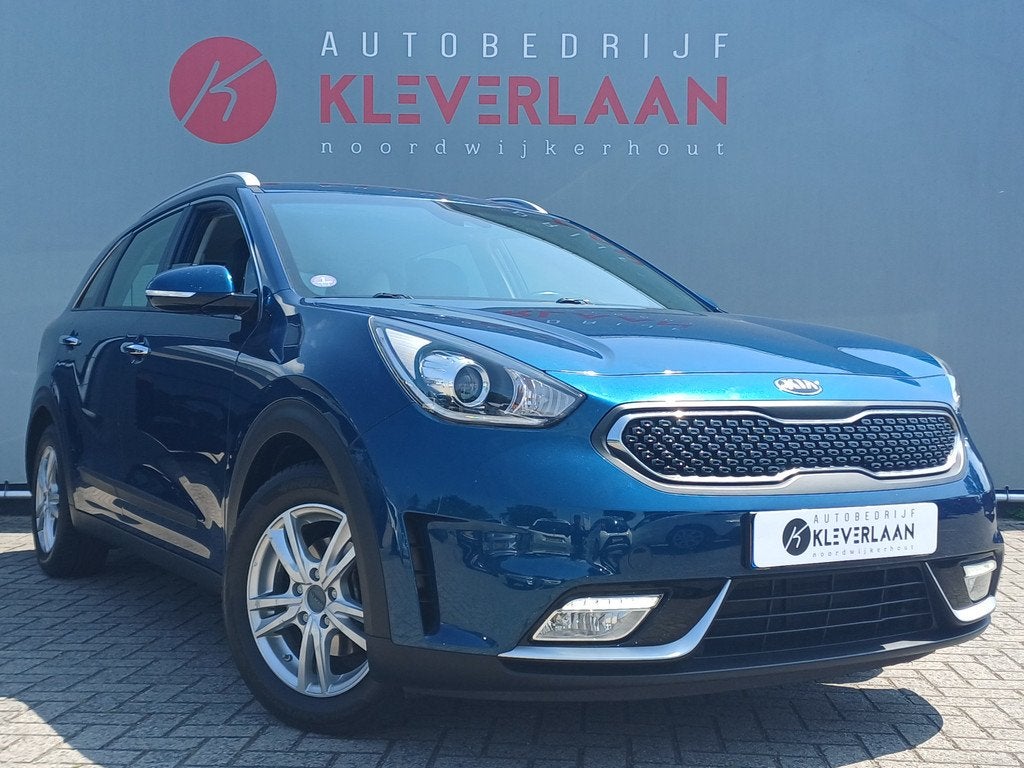 Kia Niro 1.6 GDi Hybrid First Edition | TREKHAAK | CAMERA |, Auto's, Gebruikt, Blauw, Origineel Nederlands, 26 km/l