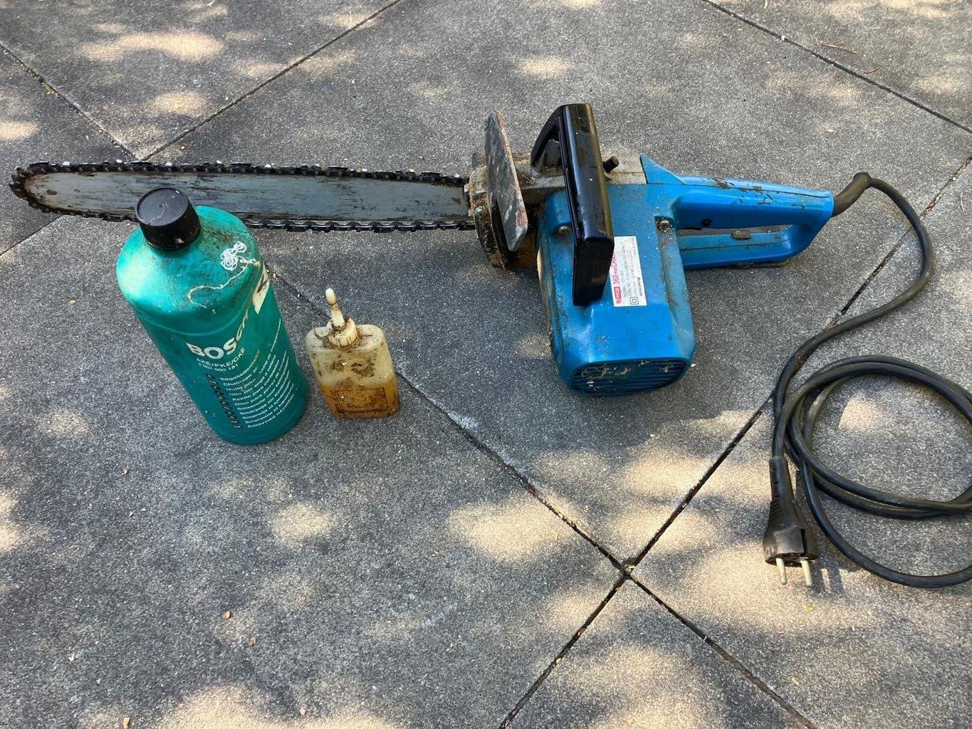 Electische Zaag Ryobi, Doe-het-zelf en Verbouw, Gereedschap | Zaagmachines, Gebruikt, Kettingzaag, Ophalen of Verzenden, 30 tot 70 mm