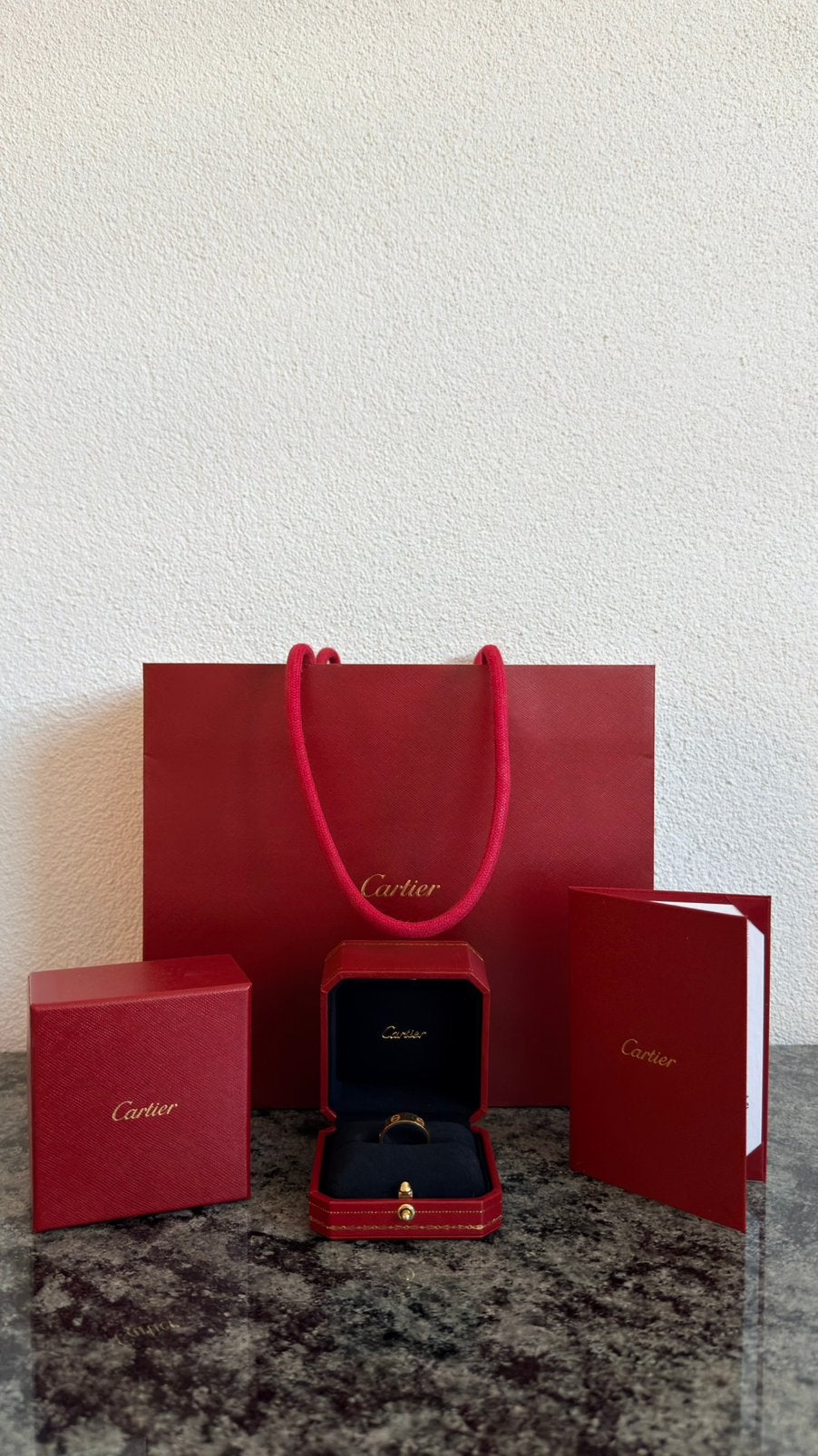Cartier Love ring 58mm / 5,5mm dik, Ophalen, Zo goed als nieuw, Dame of Heer, Goud