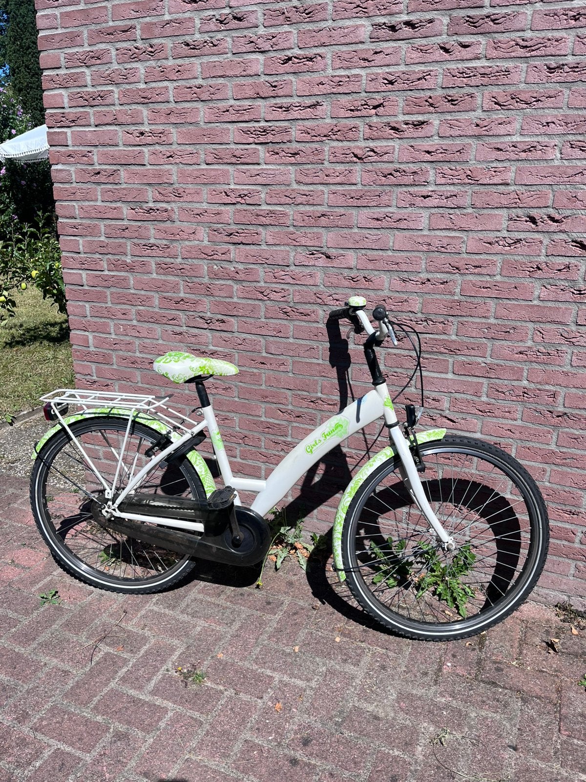 Wit met groene meisjesfiets 26 inch, Fietsen en Brommers, Terugtraprem, Gebruikt, Versnellingen, Ophalen