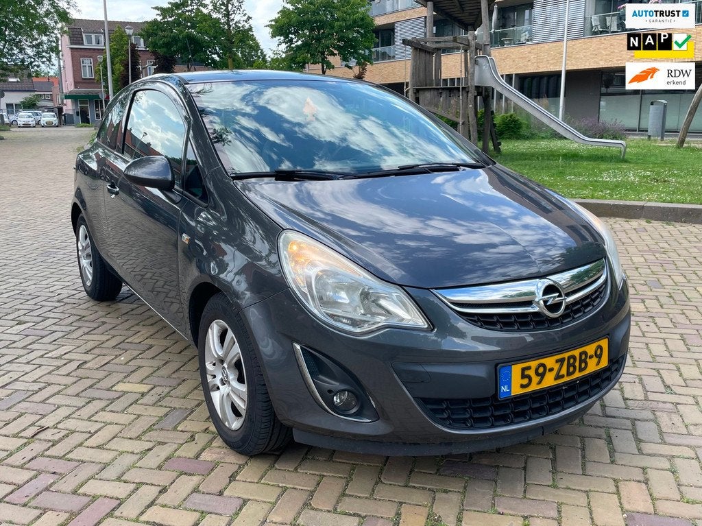 Opel Corsa GERESERVEERD, Voorwielaandrijving, 4 cilinders, 1229 cc, Origineel Nederlands